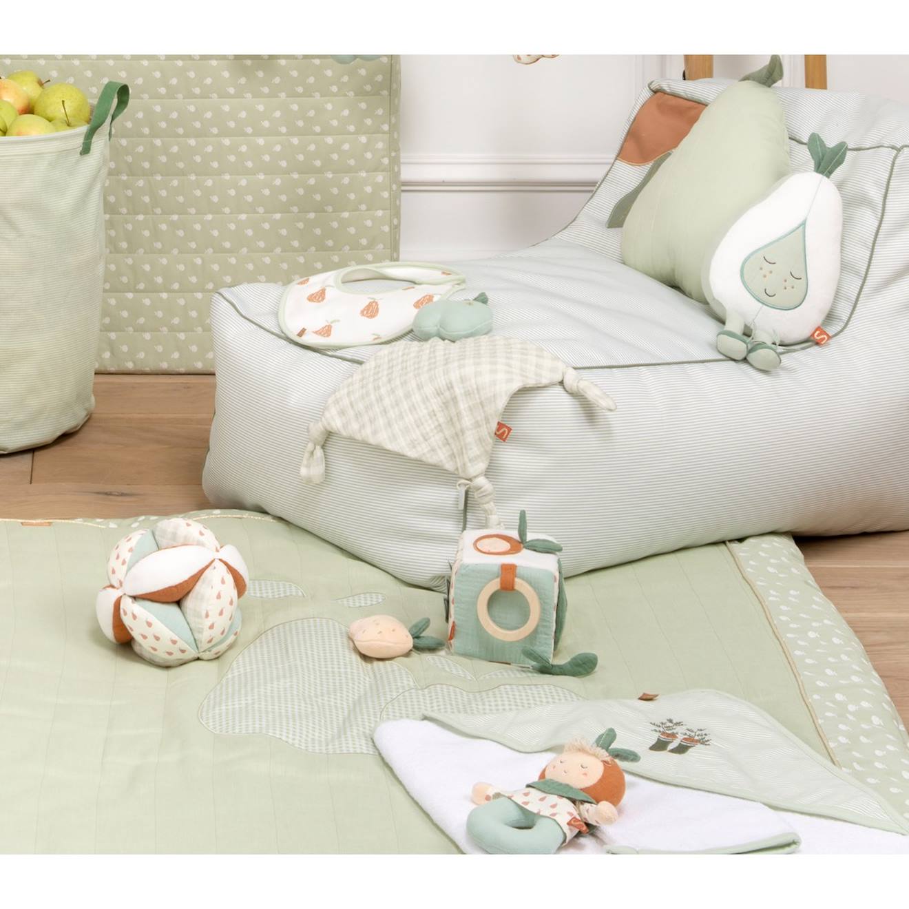 Cube D'activités Bébé En Velours - Botanica Blanc (Sauthon) - Image 1