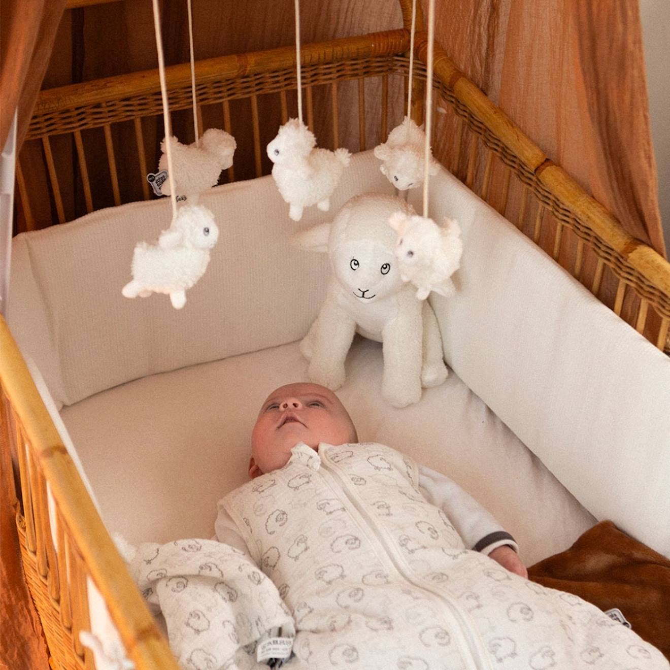Mobile Musical Bébé PETIT MOUTON Vertbaudet - 5 Suspensions Lunes/Étoiles - Musique 'You Are My Sunshine'