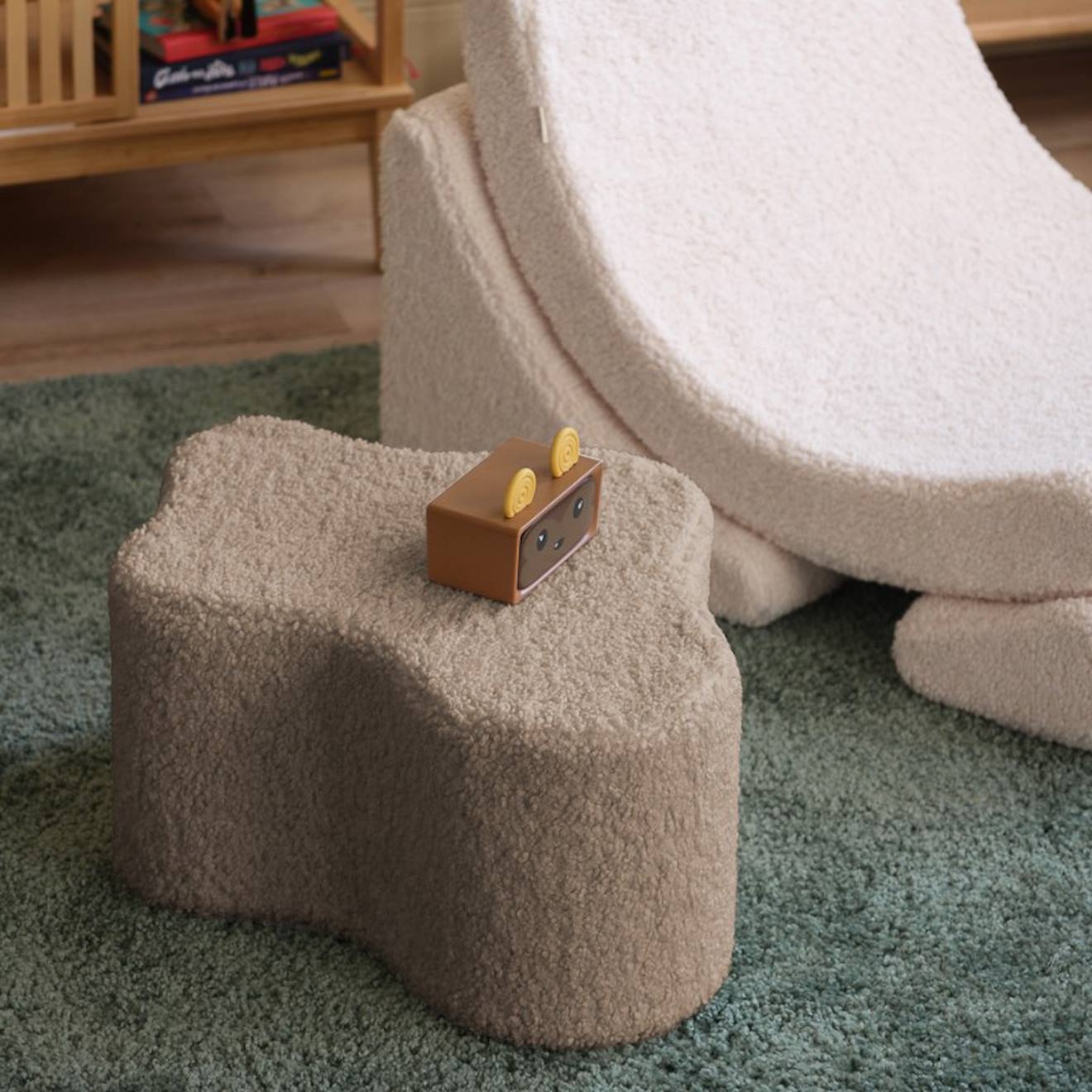 Wigiwama - Pouf Enfant Petit Nuage Bouclette Claudy Biscuit