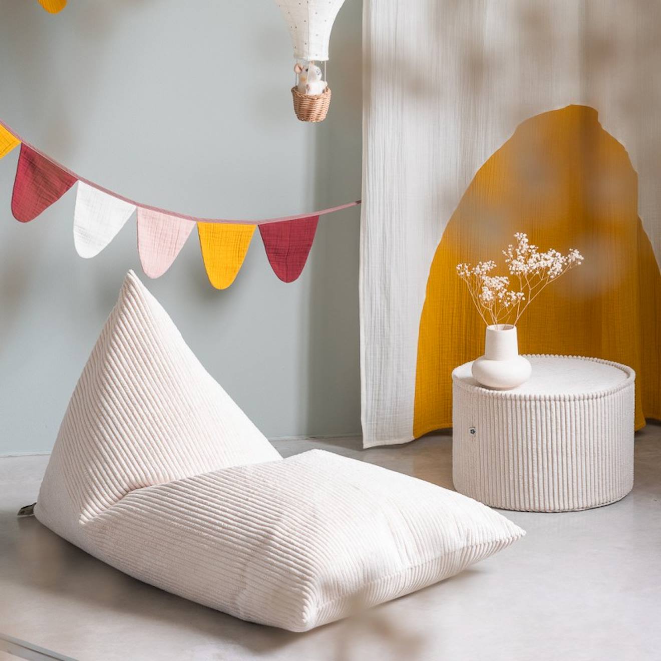 Wigiwama - Pouf Enfant Velours Côtelé Big Lounger Marshmallow