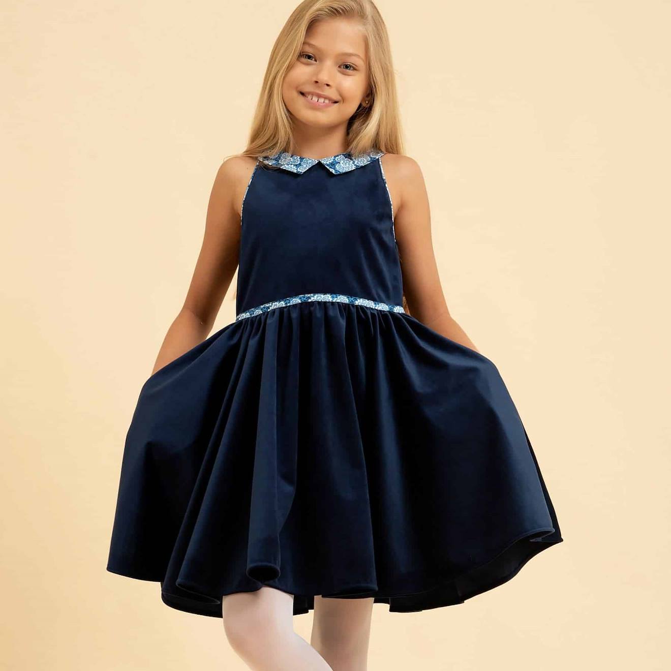 Robe Qui Tourne Velours Col Fleuri Hepburn Bleu Marine Bleu Roi