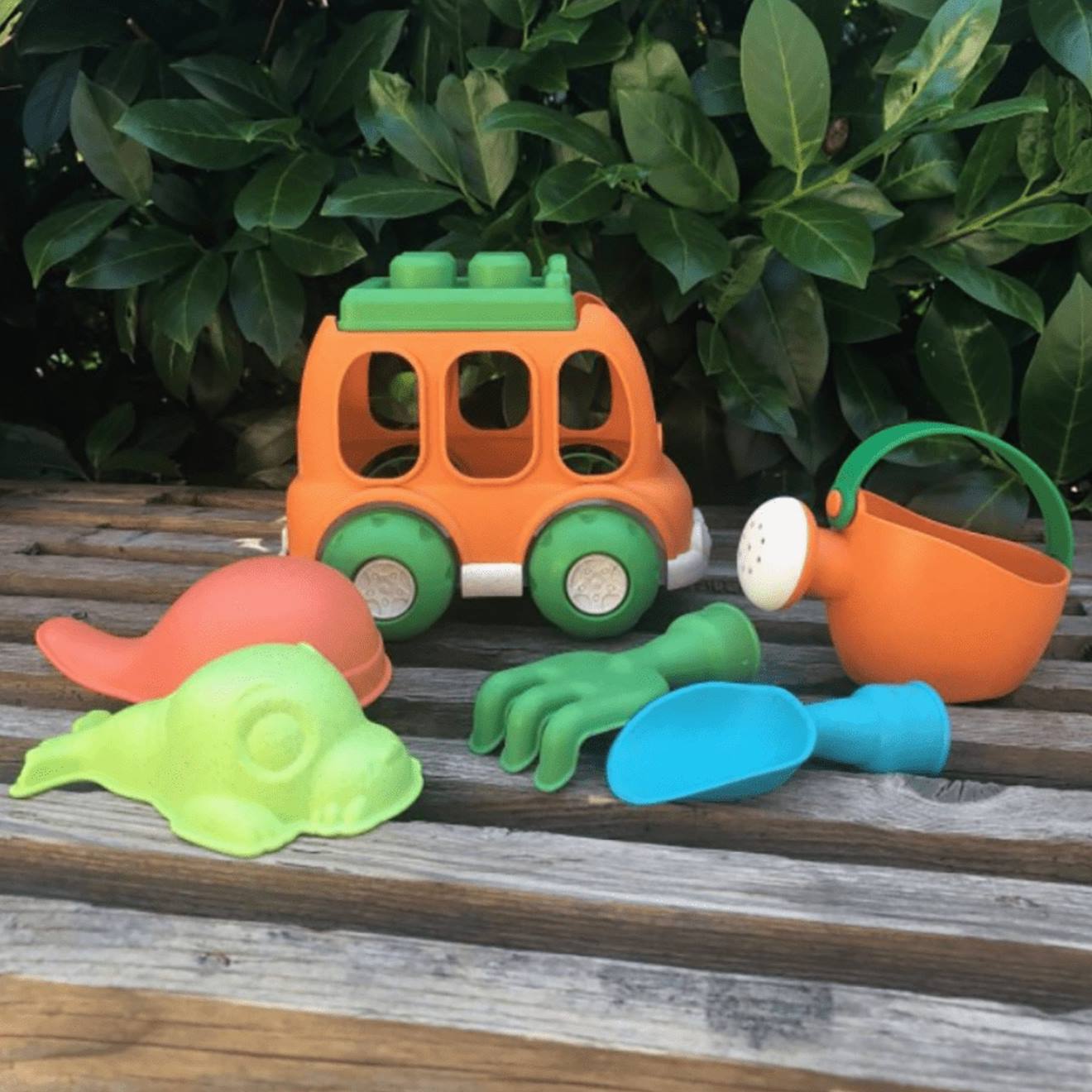 Set De Plage & Jardin - 6 Pièces Voiture En Paille De Blé Multicolore (Magni) - Image 2