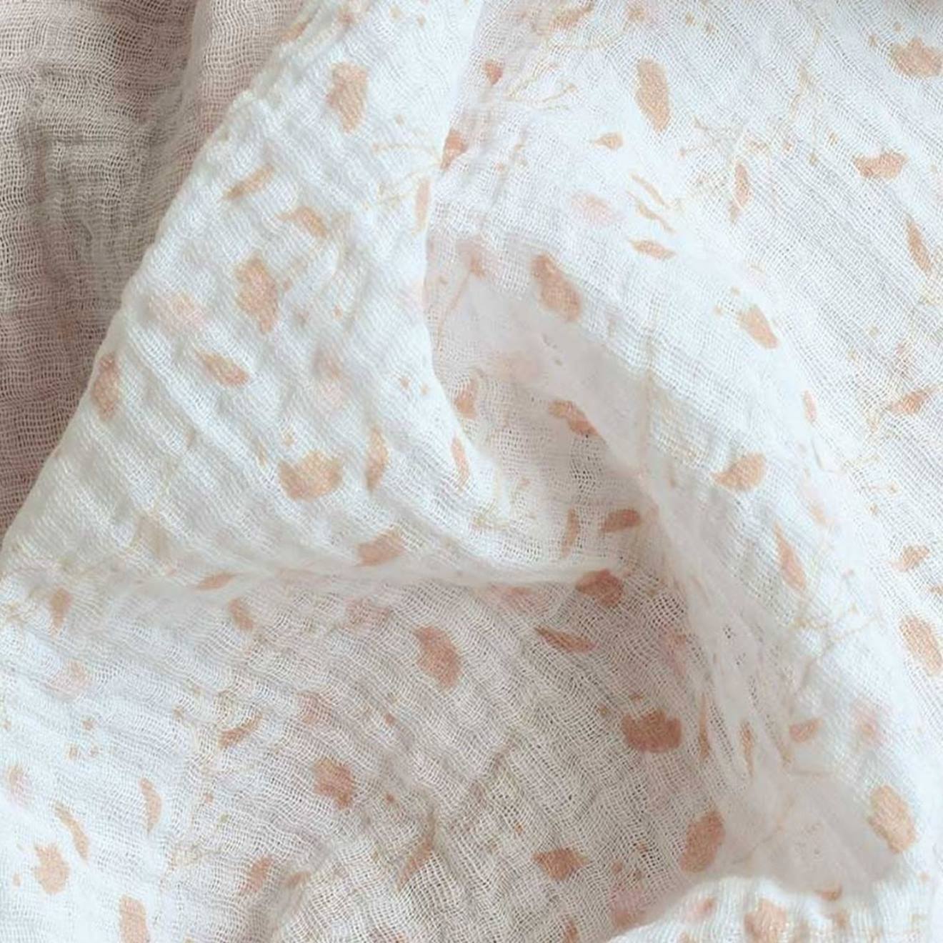 Lange Pour Bébé Rose (Trois Kilos Sept) - Image 3