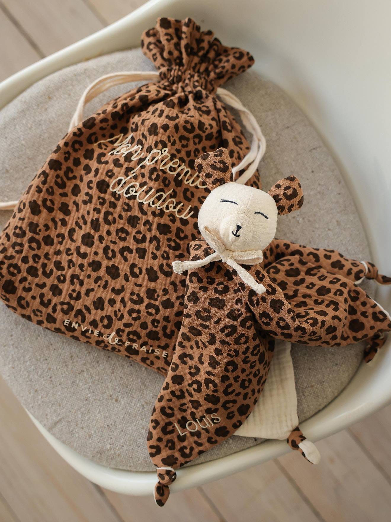 Doudou en gaze de coton personnalisable ENVIE DE FRAISE écru