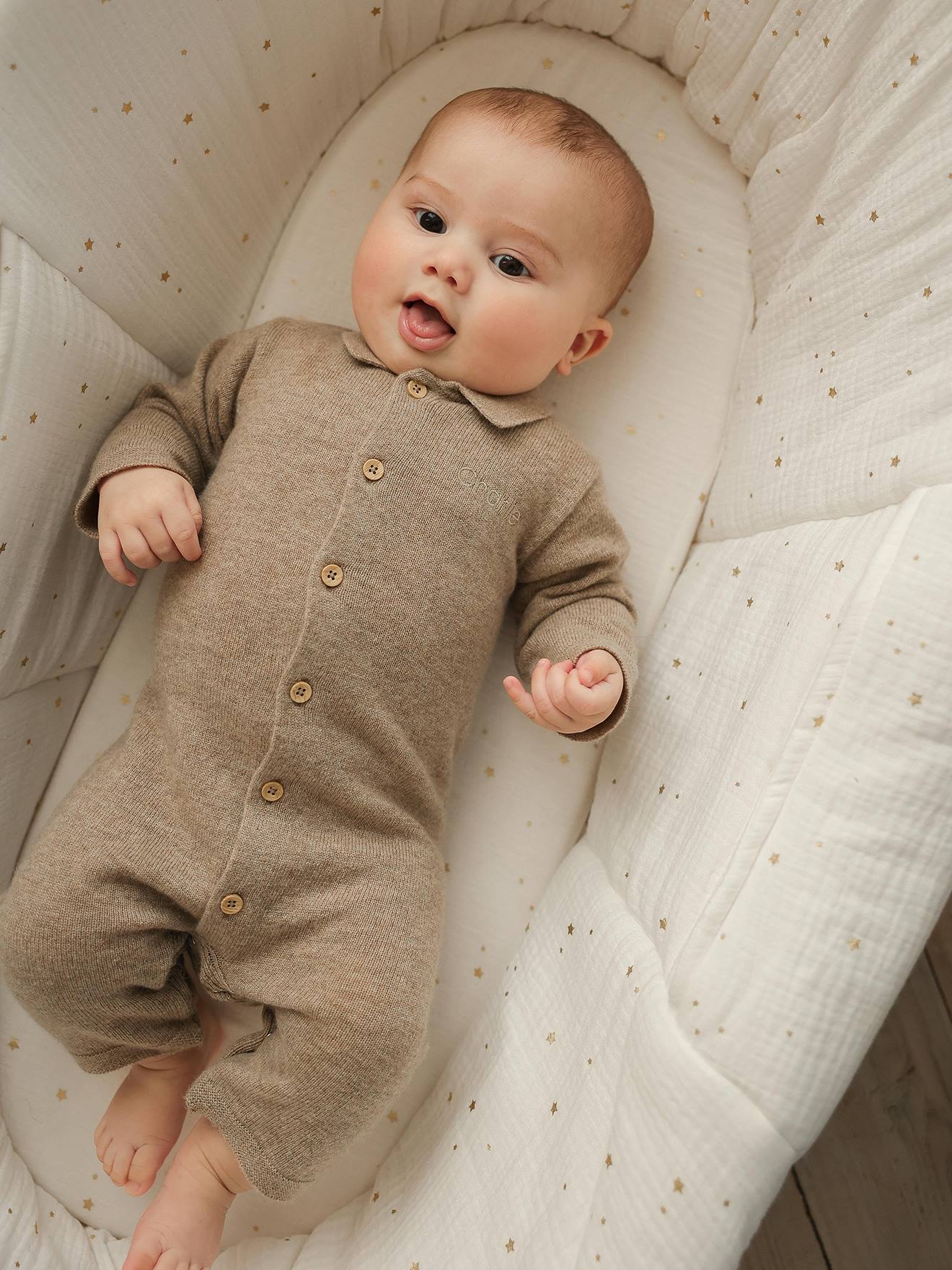 Combinaison naissance en laine et cachemire personnalisable beige chiné (Envie De Fraise) - Image 1