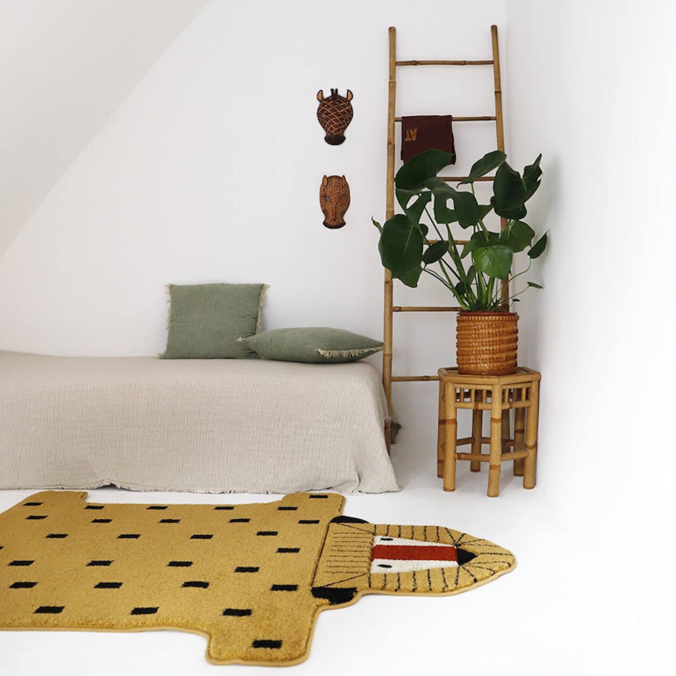 Tapis Chambre Enfant Forme Lion Lottah Multicolore