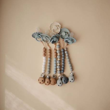 Attache sucette en silicone Beige foncé+Beige, écru+Bleu+Bois+Ecru+Jaune+Rose+Vert d'eau 10 - vertbaudet enfant 