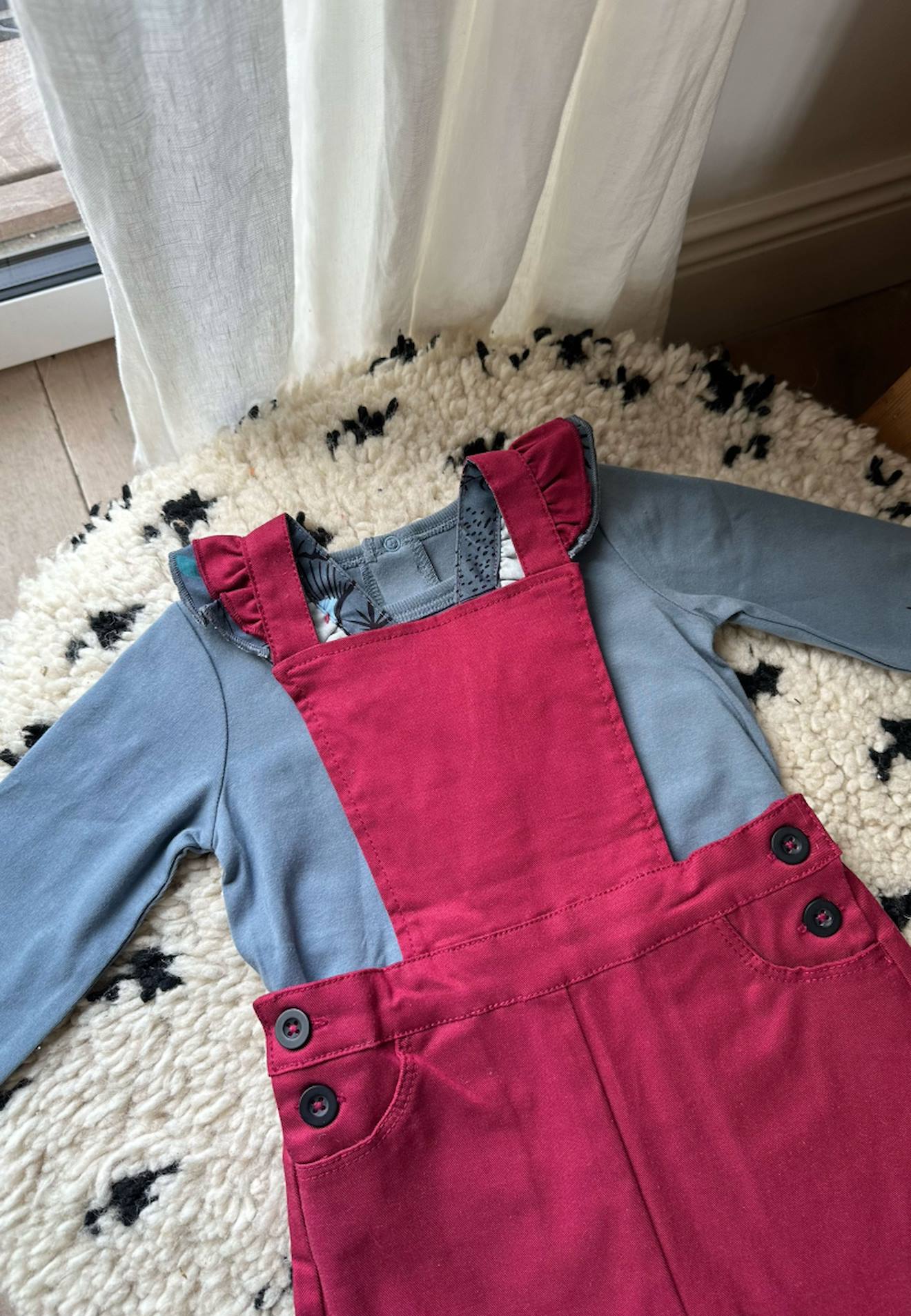 Ensemble Salopette Bébé Et T-shirt Samba Rouge