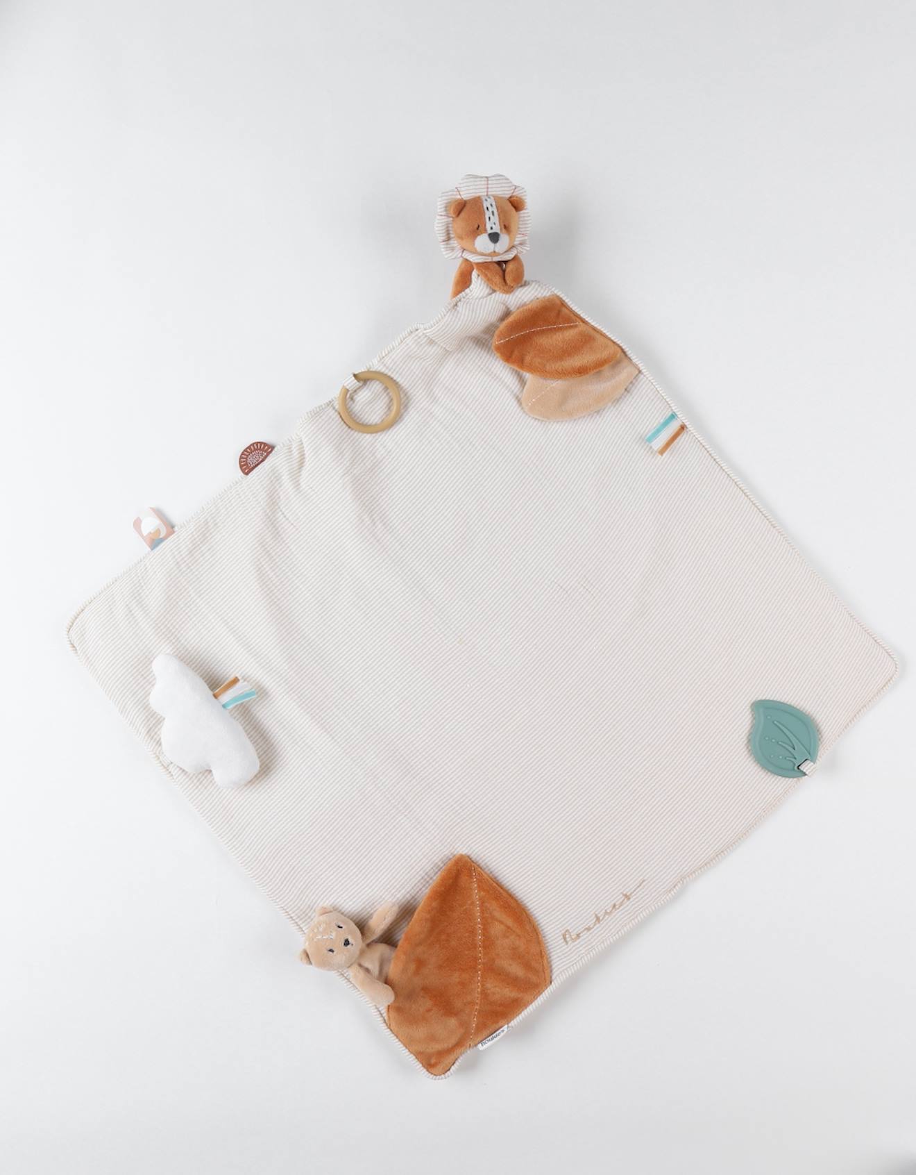 Couverture D'activités Babou En Mousseline Beige