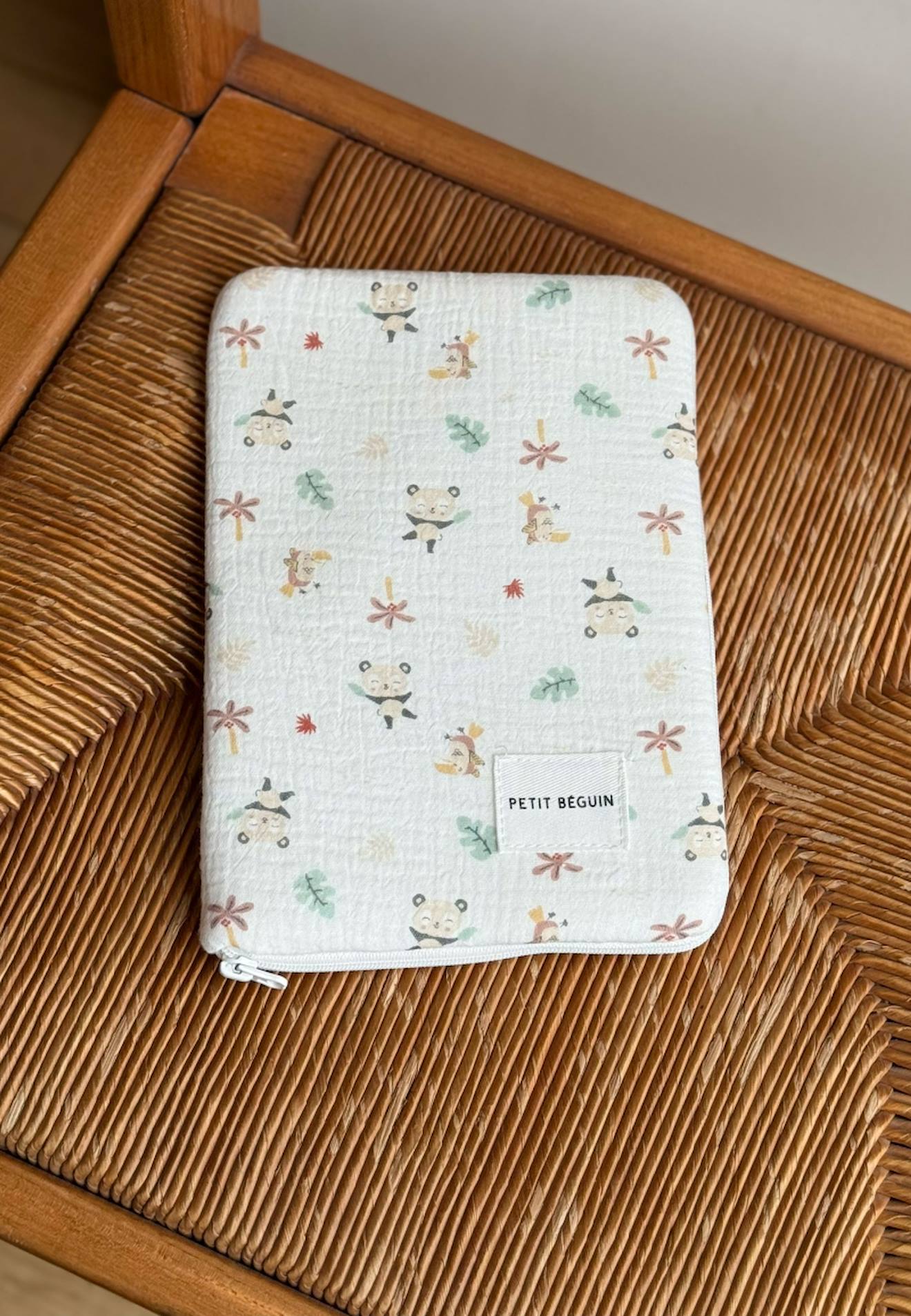 Protège Carnet De Santé Baby Panda Ecru
