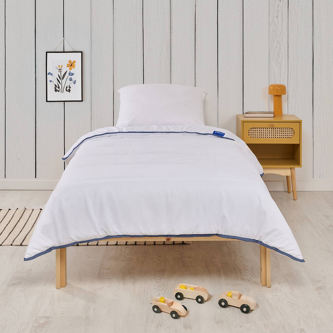 Bleu Calin - Couette Tempérée Extra Douce 300g/m2 Blanc