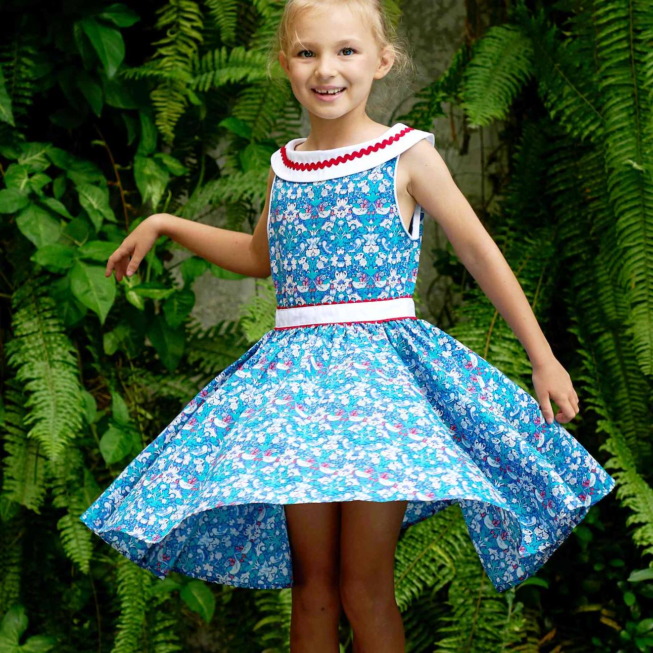 Robe Qui Tourne Coton Et Hepburn Bleu Rouge