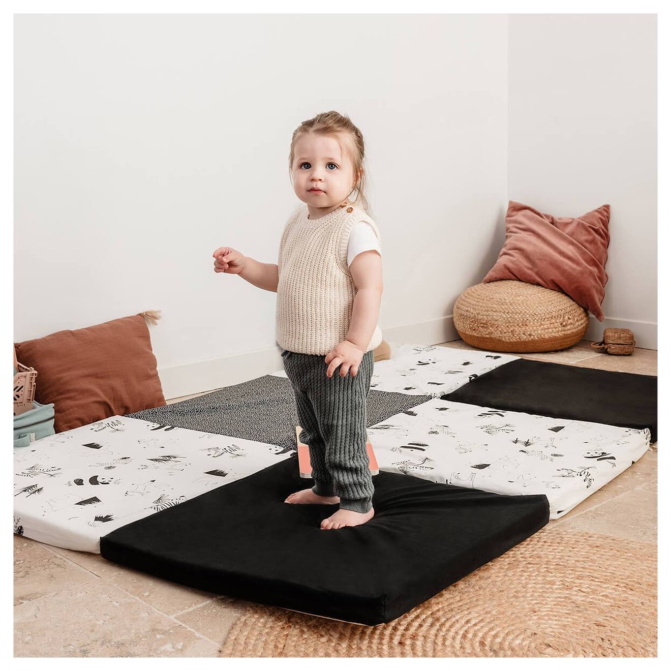 Tapis De Motricité Xl Évolutif 5 En 1 Modèle Black And White (Candide) - Image 1