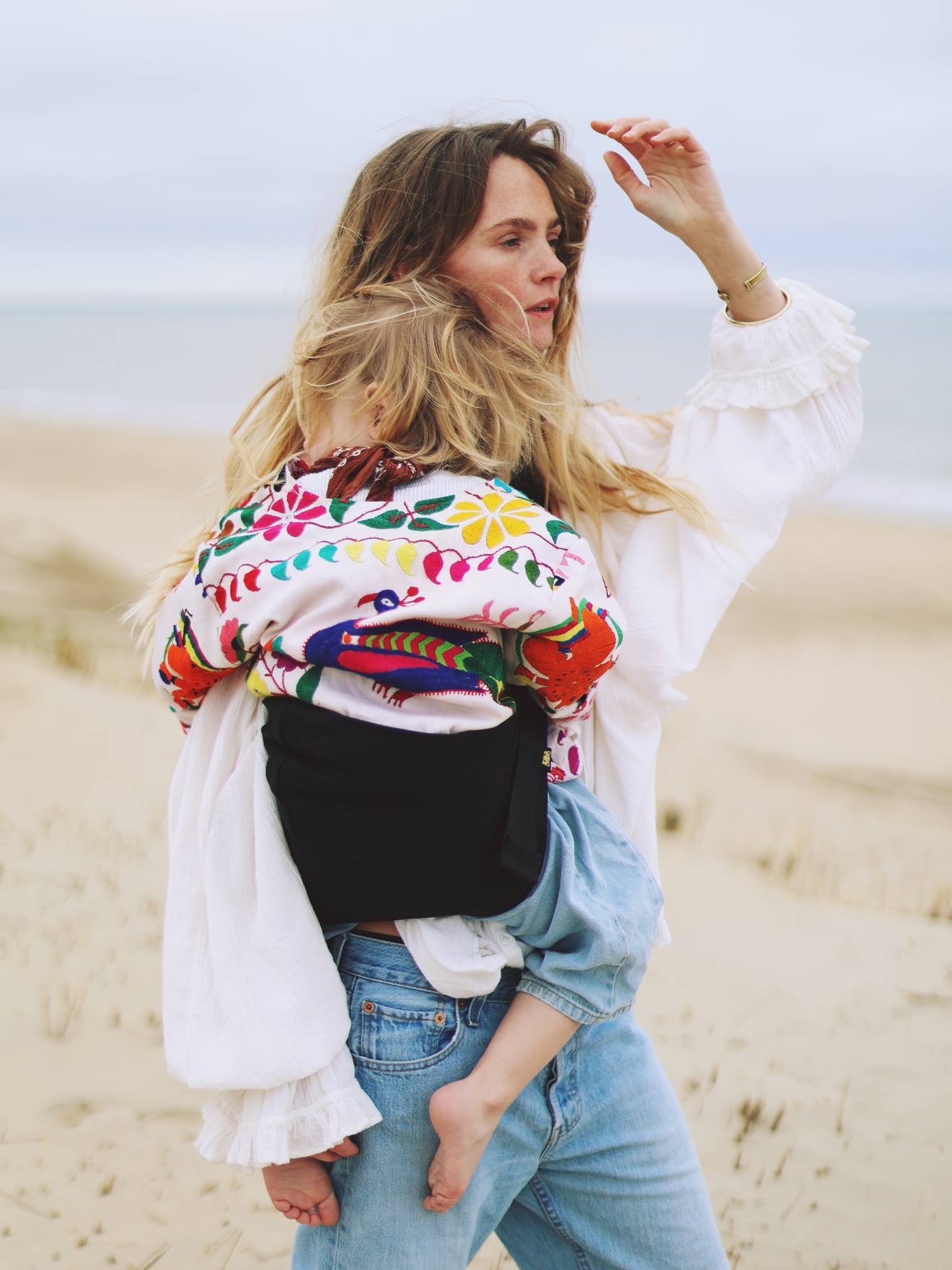 Porte-bébé et enfant 9 mois - 4 ans noir (Wildride) - Image 1