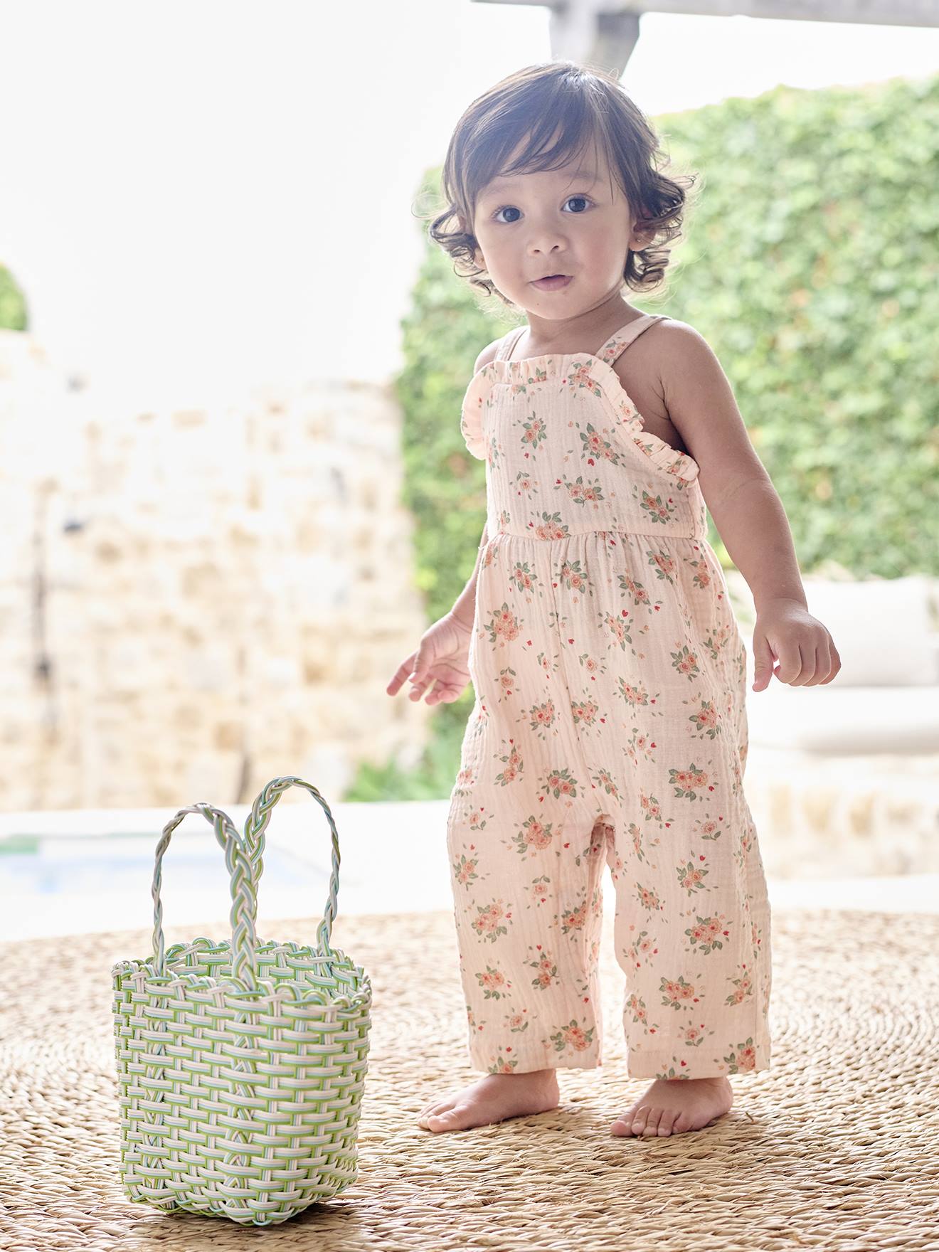 Combinaison large en gaze de coton bébé rose pâle