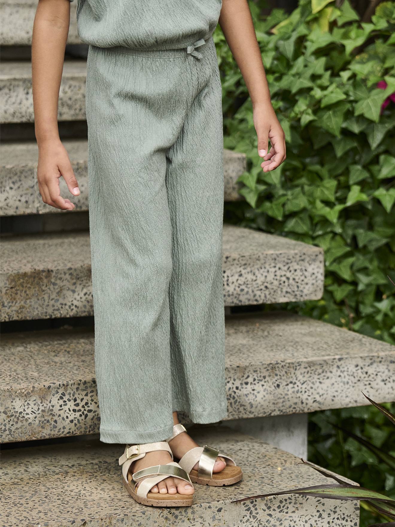 Pantalon fille legging large vert sauge