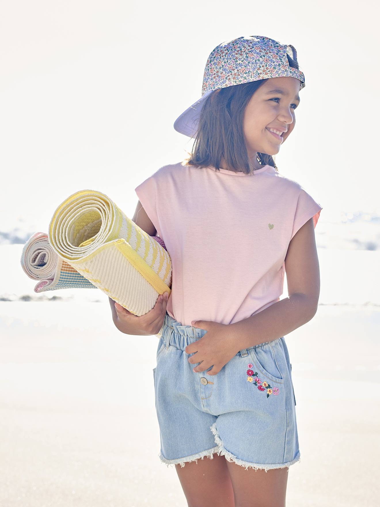Short en jean brodé fleurs oversize fille bleu clair
