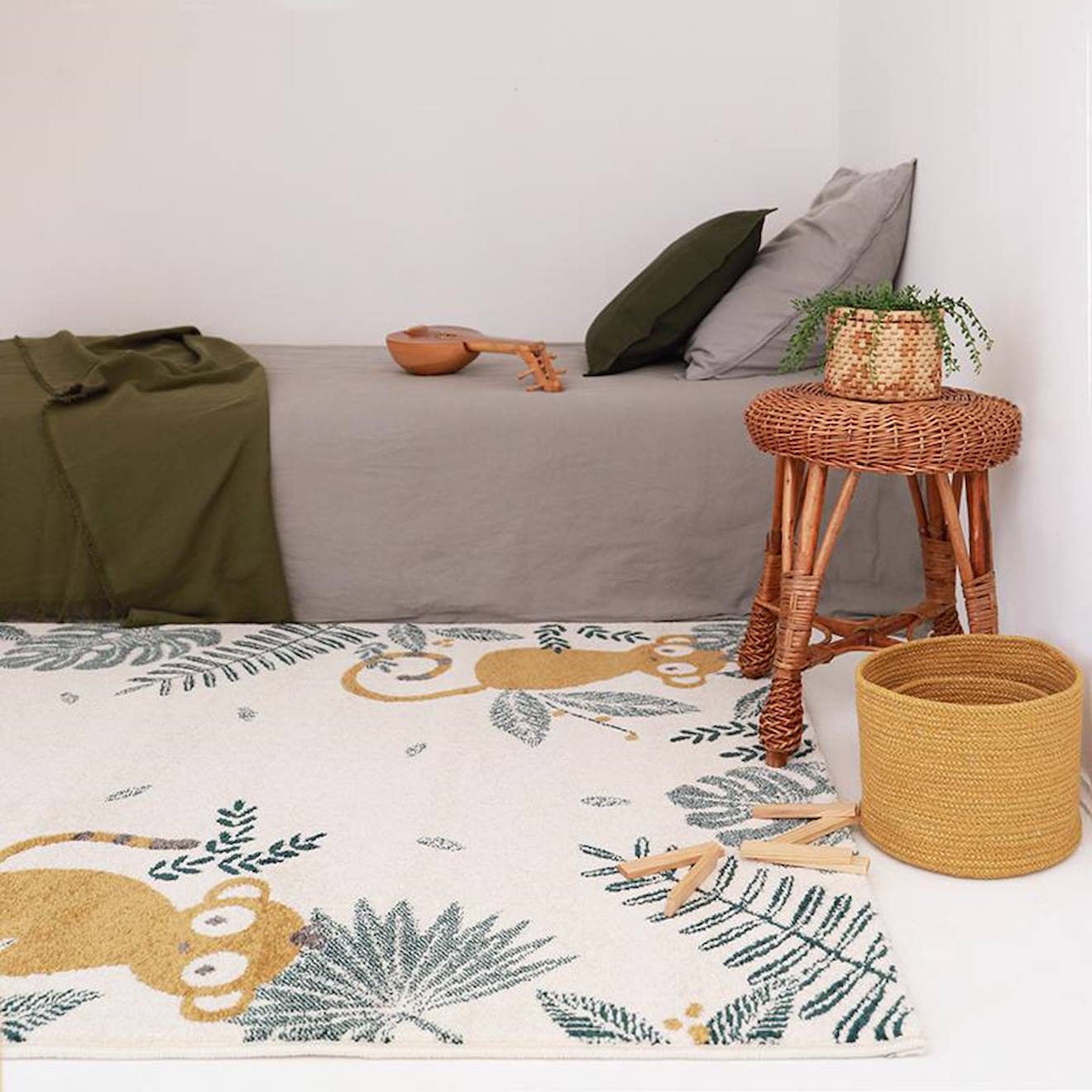 Tapis enfant petits singes monkey paradise multicolore