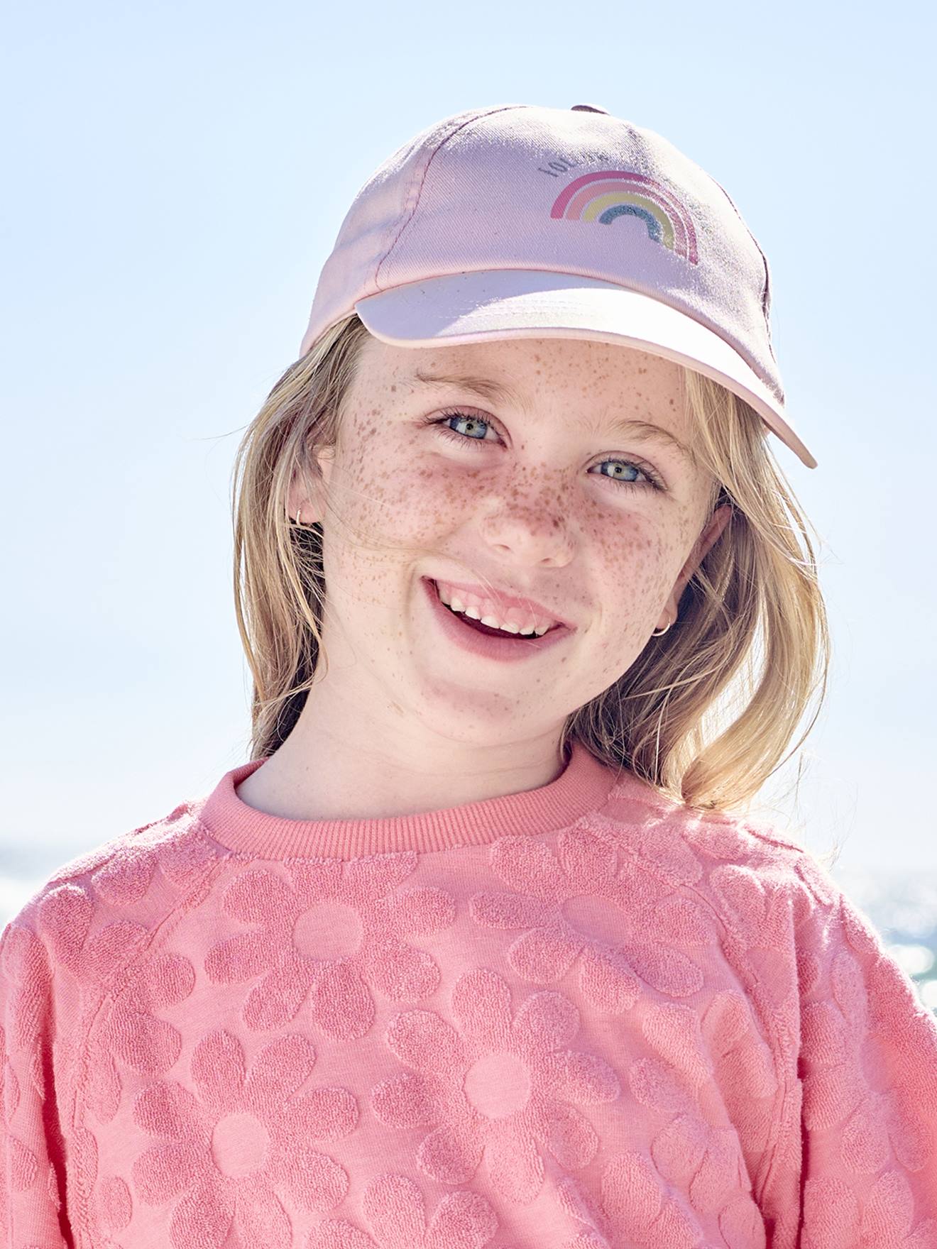 Casquette « Arc-en-ciel » fille rose pâle