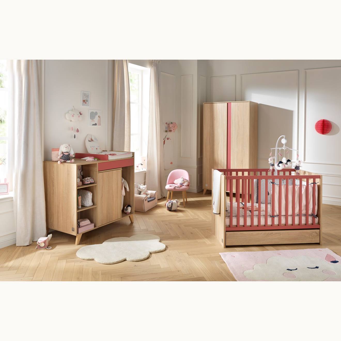 Lit Bébé À Barreaux Rose