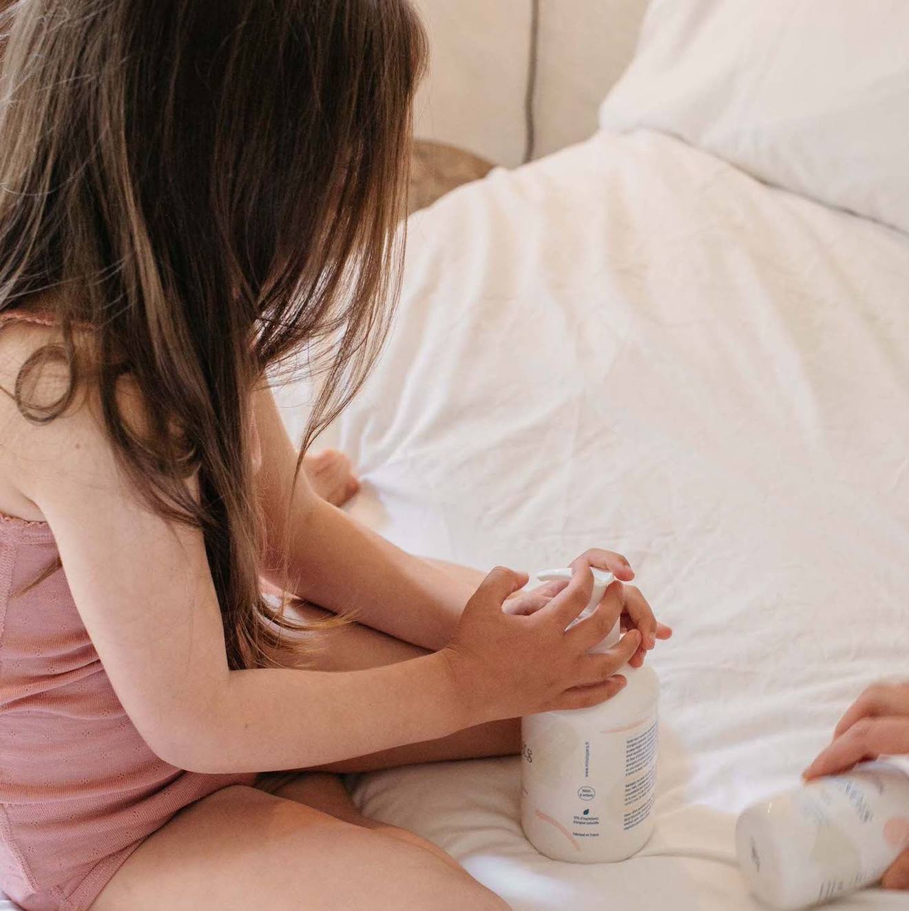 Lait Hydratant Pour Le Corps Blanc (Minois Paris) - Image 2