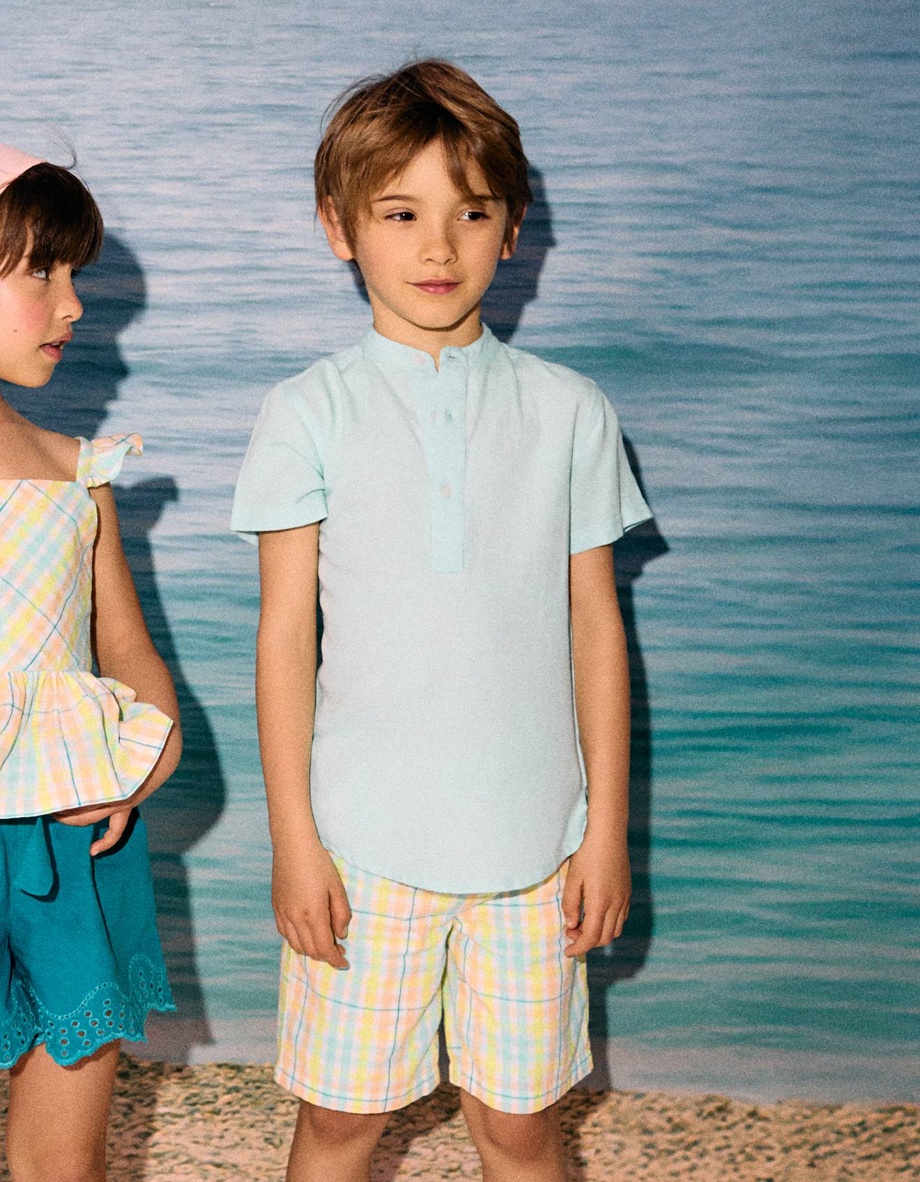 Chemise À Manches Courtes Avec Col Mao Bleu Clair