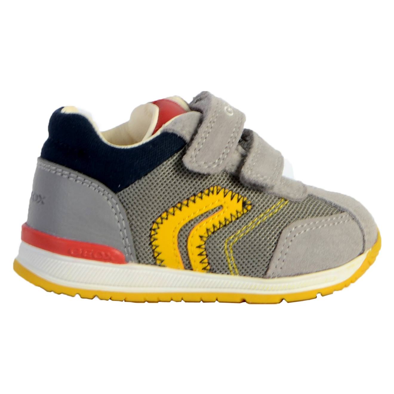 Baskets Basses Scratch Gris 35 €