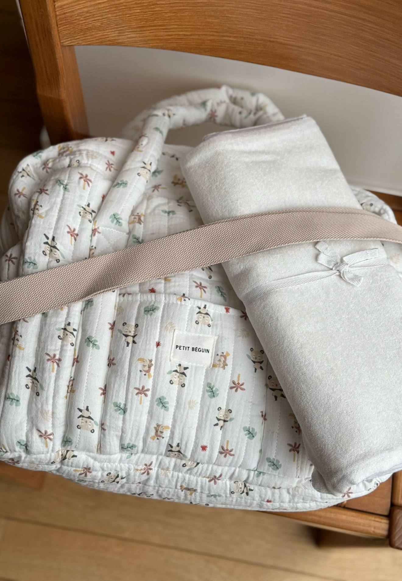 Sac À Langer En Gaze De Coton Et Tapis De Change Baby Panda Ecru