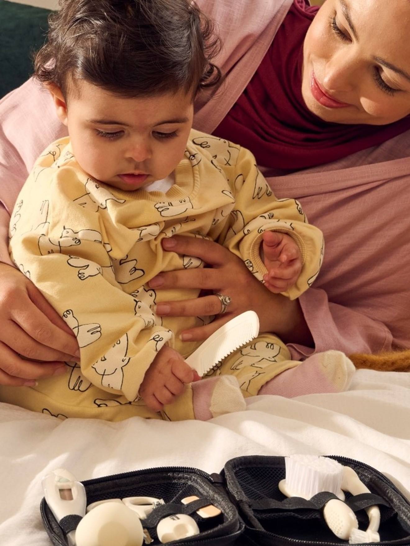Kit de soins pour bébé noir (Tommee Tippee) - Image 1