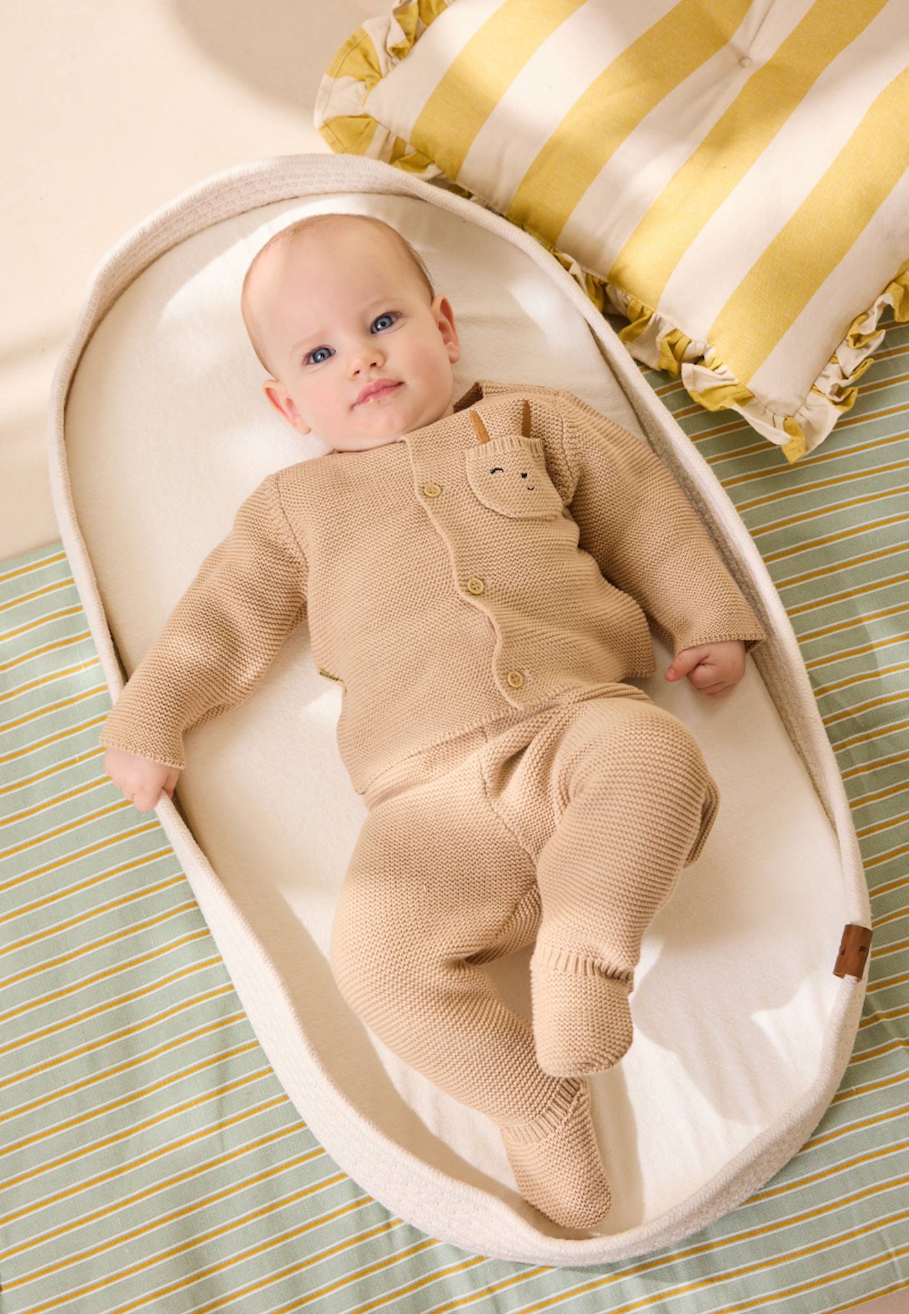 Ensemble Gilet Et Pantalon Avec Pieds Bébé En Tricot Hello Baby Sable