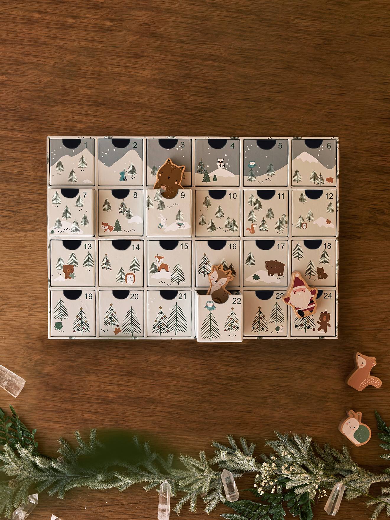 Calendrier de l'Avent avec jouets en bois FSC® animaux de la forêt Calendrier de l'Avent avec jouets en bois FSC® animaux de la forêt