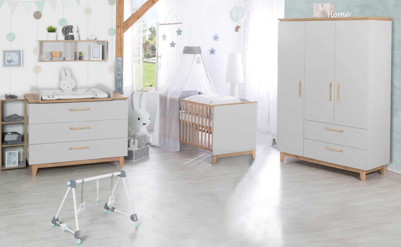 Chambre Bébé Évolutive Complète Au Style Scandinave Caro Gris Clair / Chêne Doré (Roba) - Image 1