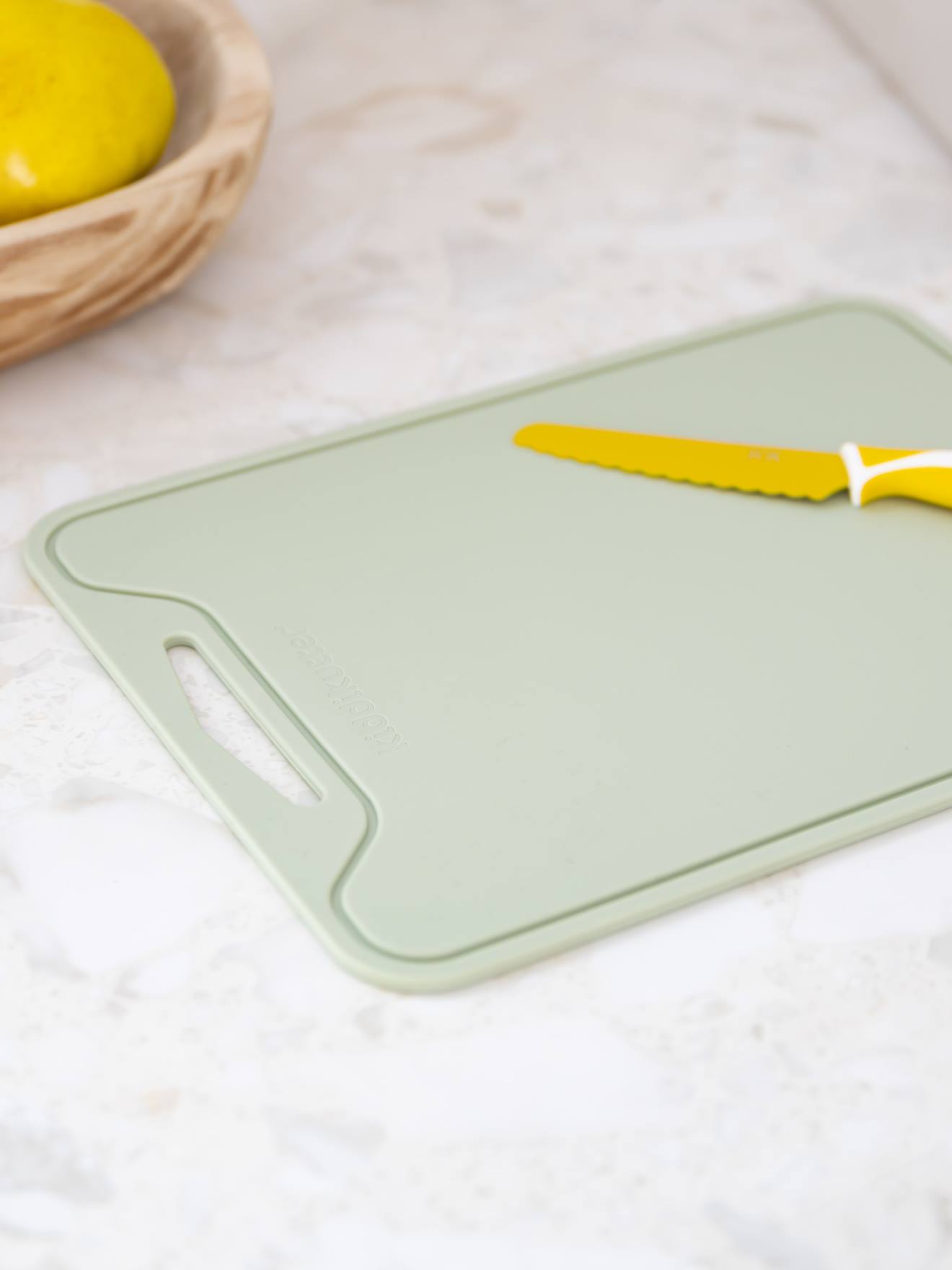 Planche à découper antidérapante vert (Kiddikutter) - Couverture