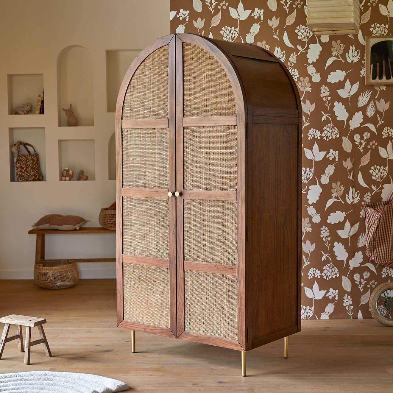 Armoire Enfant En Bois D'orme Et Rotin Lisbeth Marron