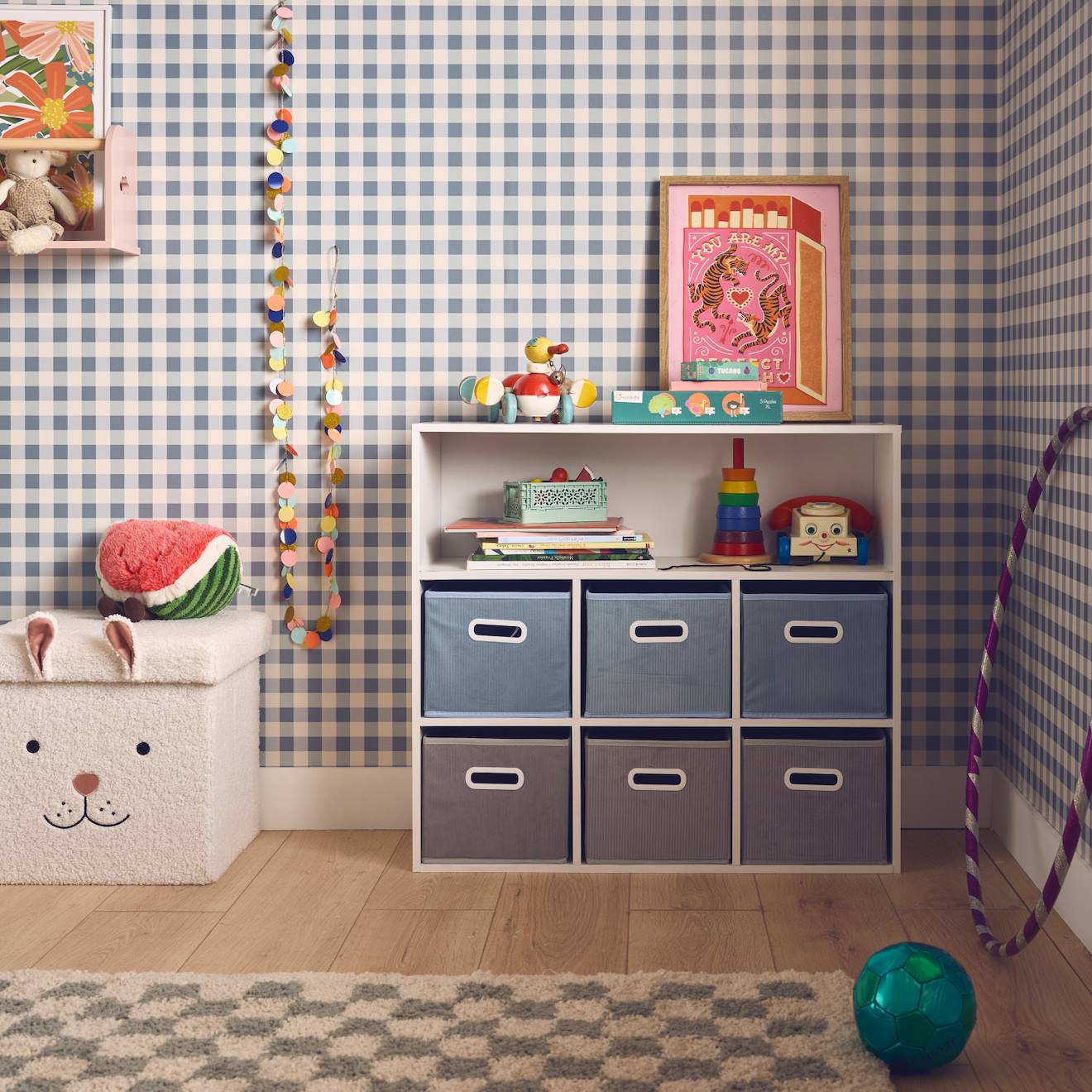 Meuble de rangement pour enfant camille avec 7 compartiments et 6 paniers en velours bleu