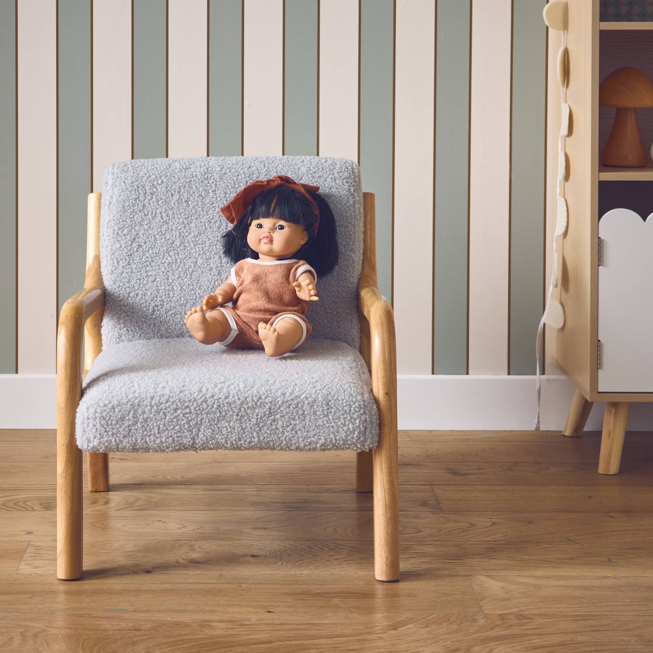 Fauteuil Scandinave Enfant Bois D'hévéa Et Bouclette Lorens Kids. Gris Souris