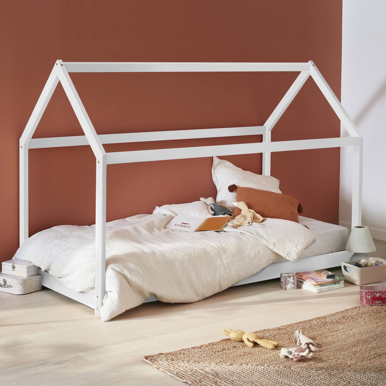 Lit Cabane Enfant Pin Naturel Sommier Inclus Tobias Blanc