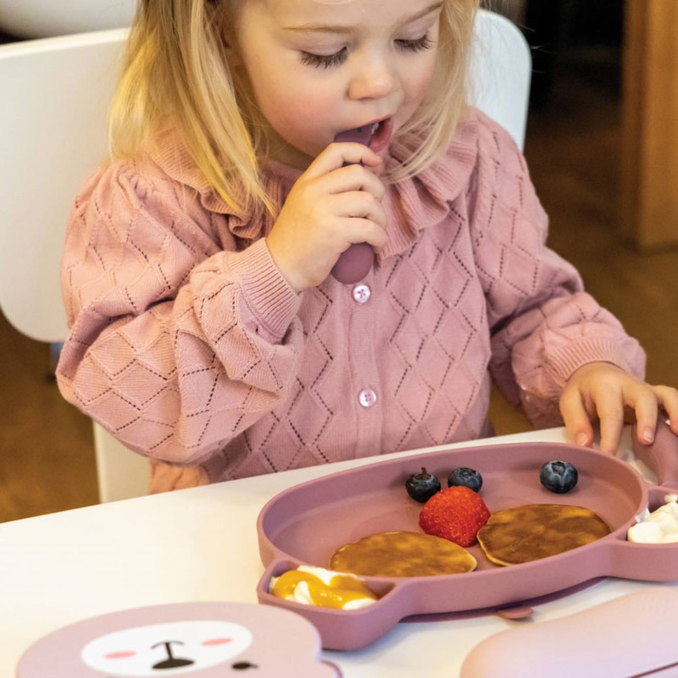 Assiette + Bol Ventousés En Silicone - Ourson Rose Rose (TUMTUM) - Image 1