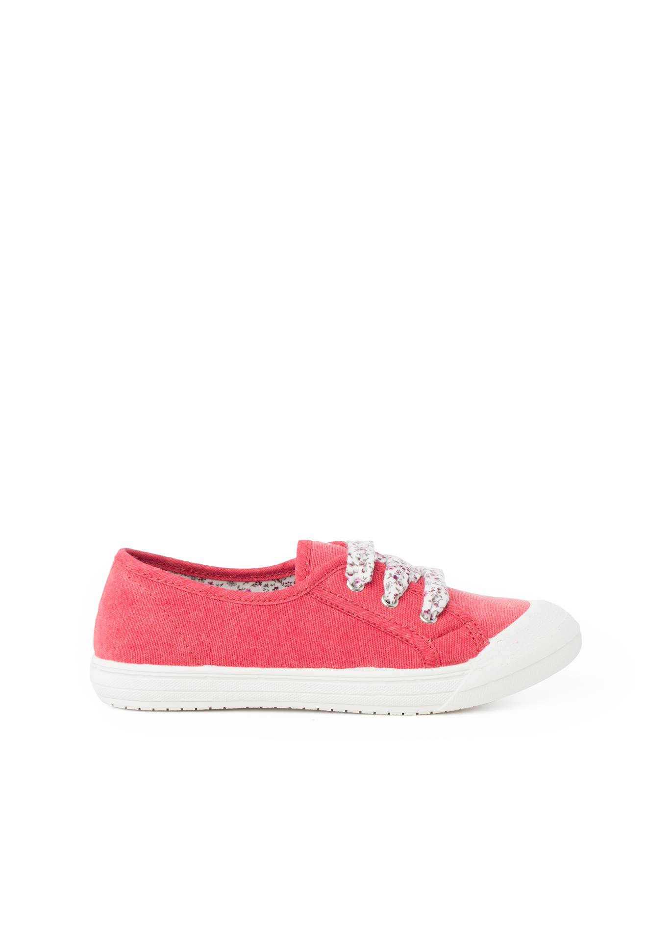 Tennis En Toile Avec Lacets Rouge