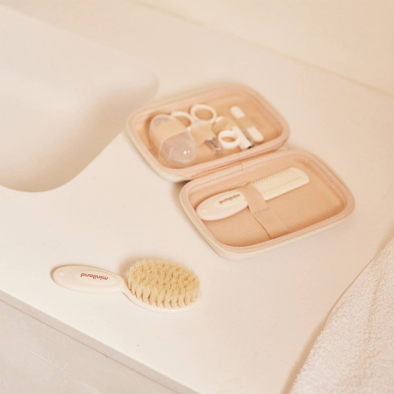 Kit De Soin Pour Bébé Baby Kit Valencia Blanc (Miniland) - Image 3