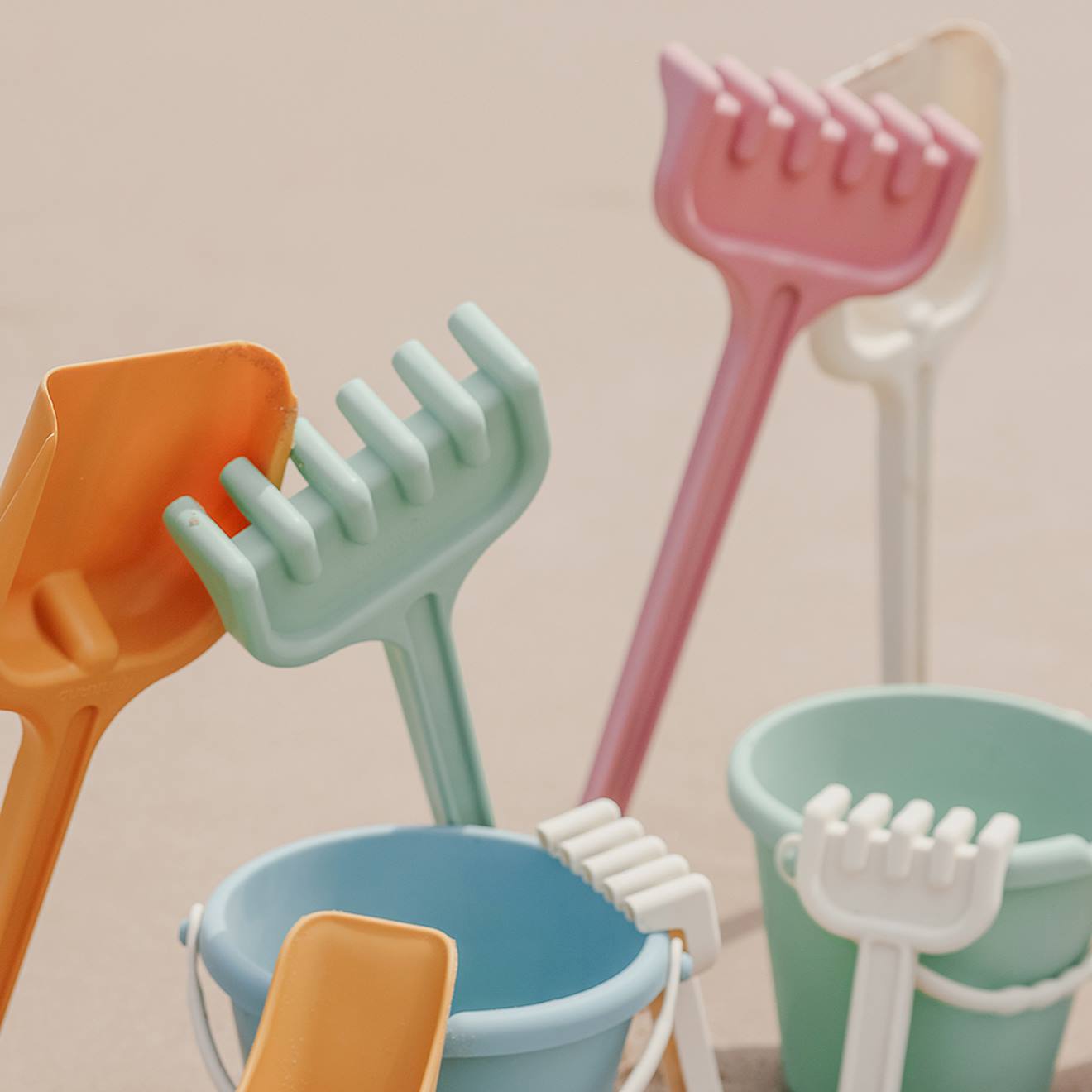 Set D’outils De Jardinage Pour Enfants – Pelle, Râteau – Bois Et Fer – Jeux De Plage Et Jardin – Dès 3 Ans