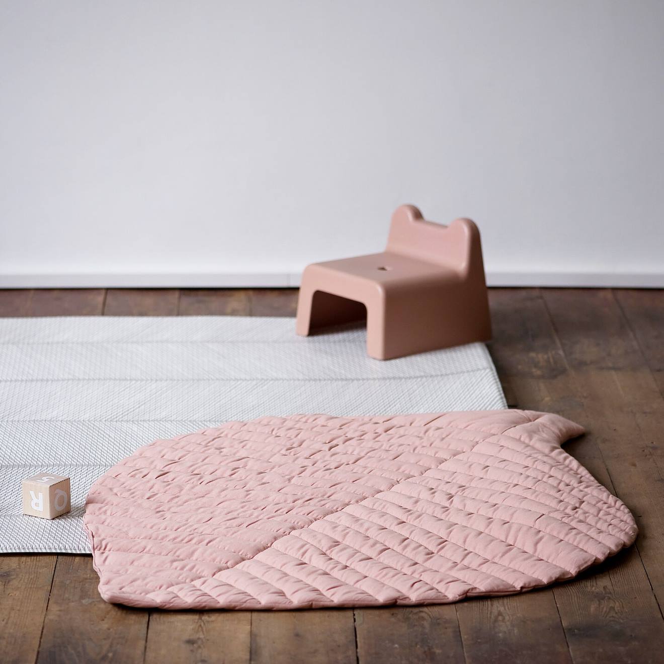 Tapis Feuilles Rose (ToddleKind) - Couverture