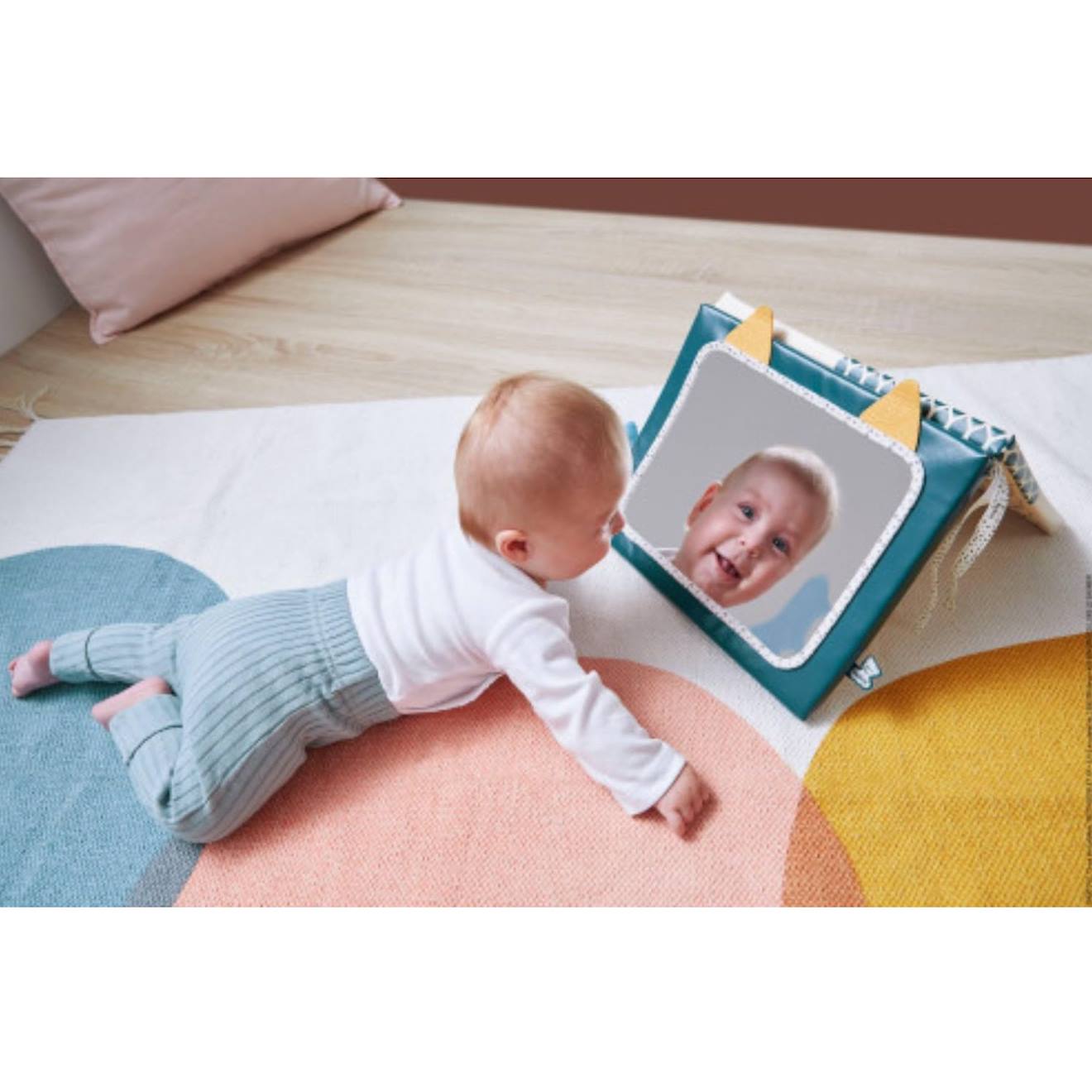 Miroir Sensoriel Pour Bébé Beige (Kaloo) - Image 2