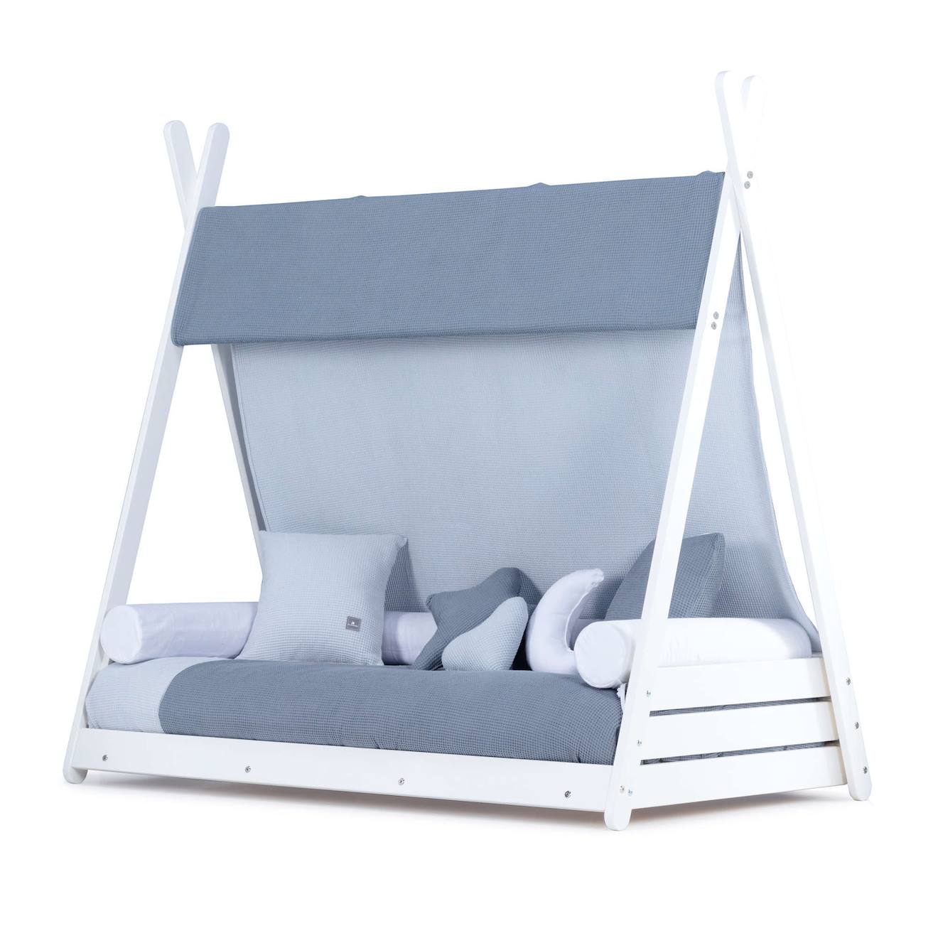 Lit Bébé Montessori En Blanc Avec Textile Bleu
