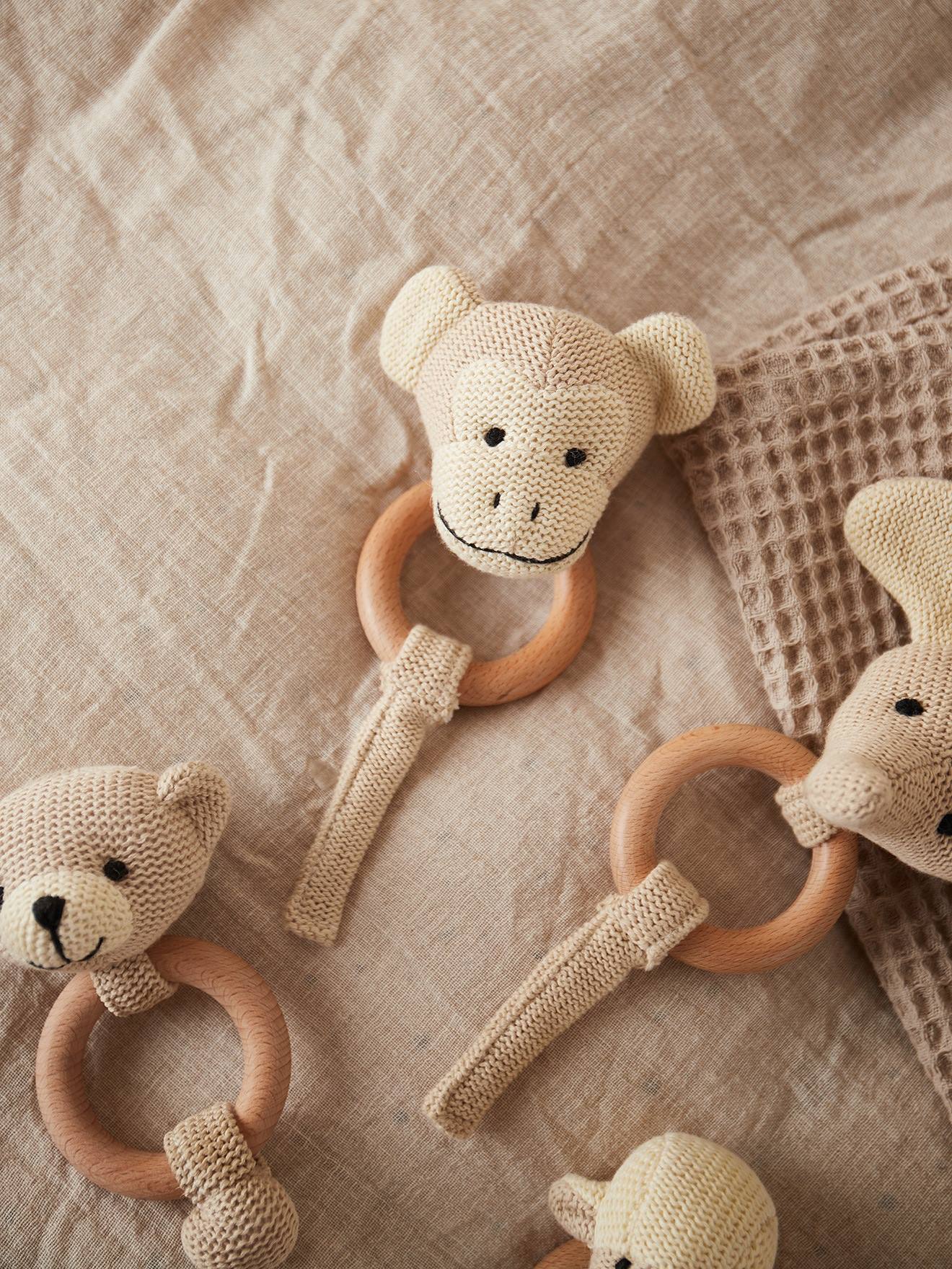 Hochet Peluche Faon Ella, Anneau Dentition Bois Singe (Bieco) - Image 2