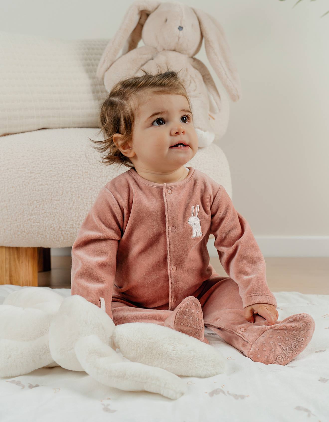 Lot de pyjamas en velours bébé et brodé rose Noukies