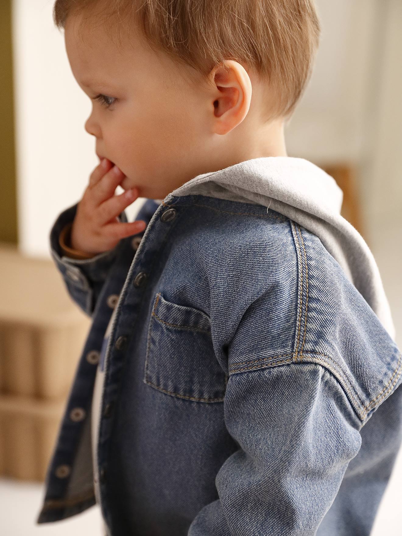 Chemise bébé personnalisable en denim avec capuche stone