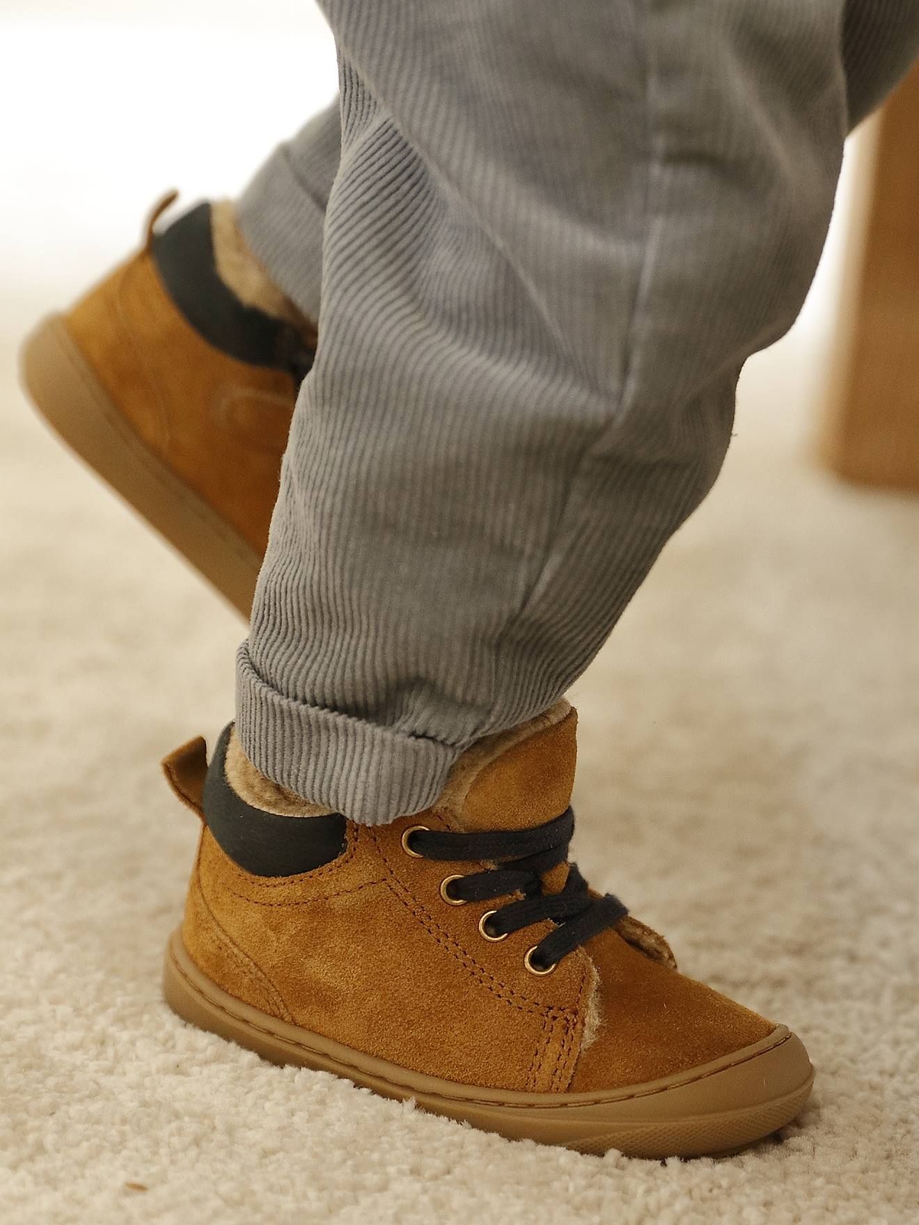 Chaussures premiers pas bébé lacets camel
