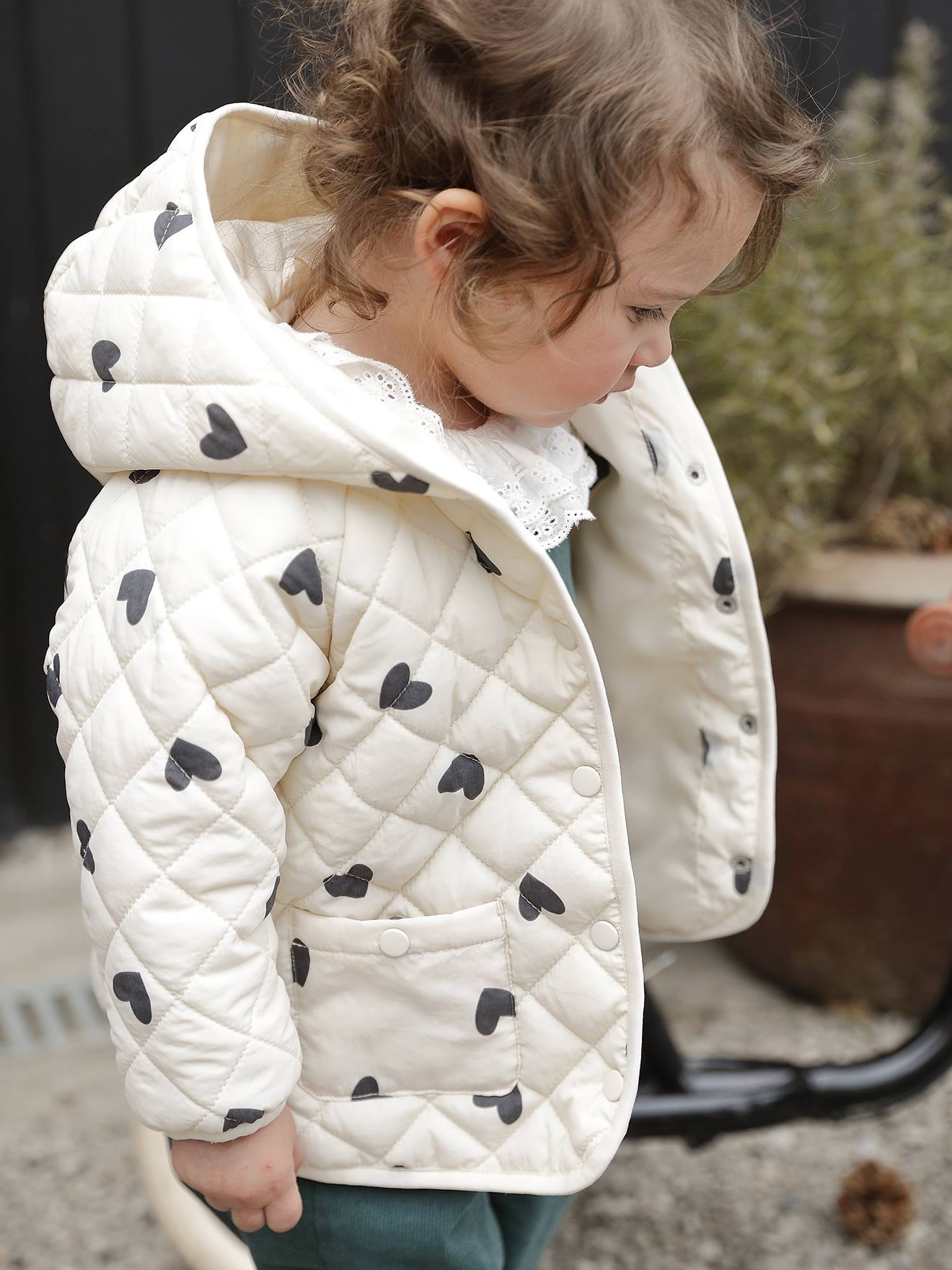 Salopette à volants bébé en velours vert