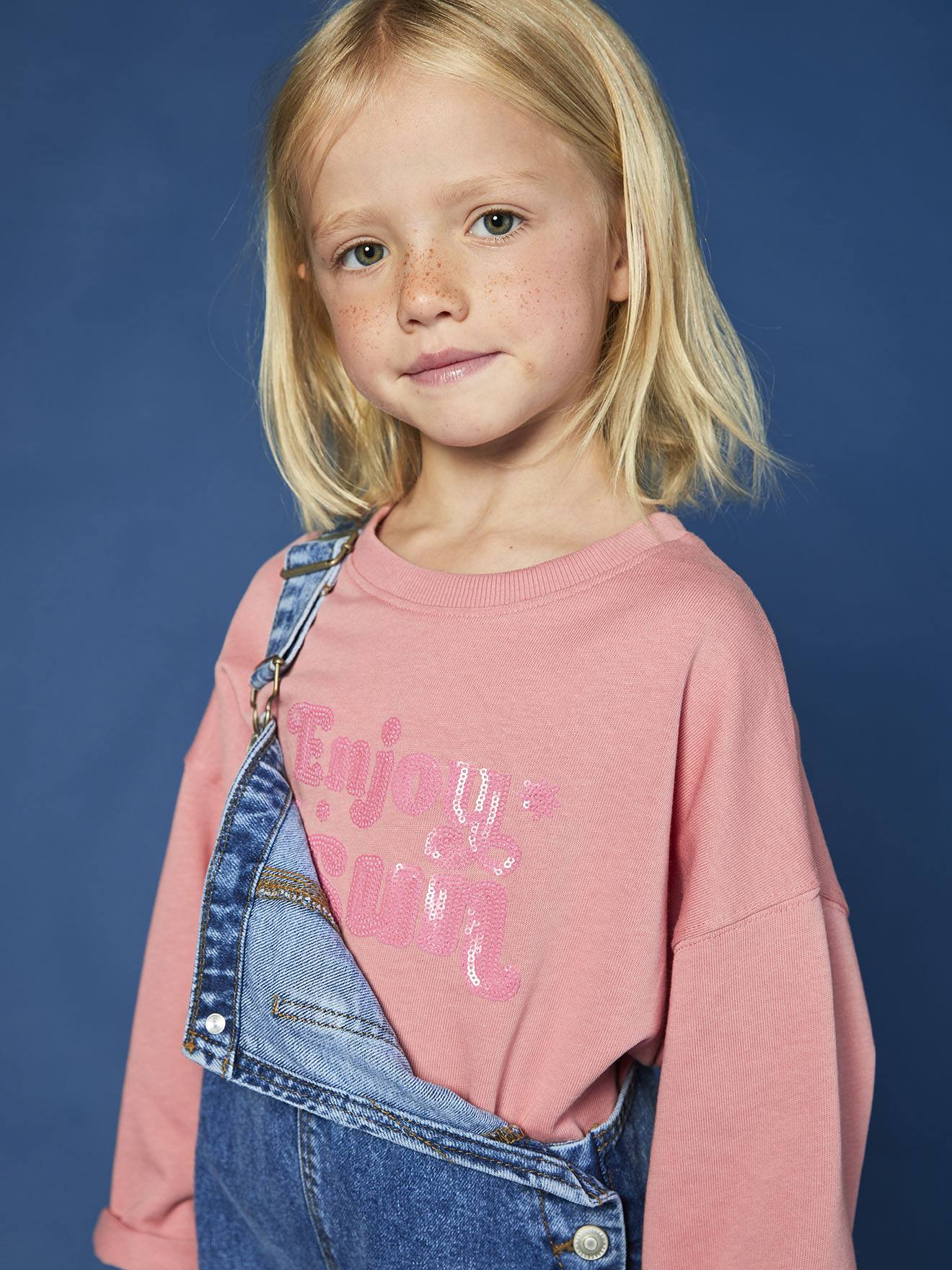 Tee-shirt fille cropped message sequins manches longues rose 6 €